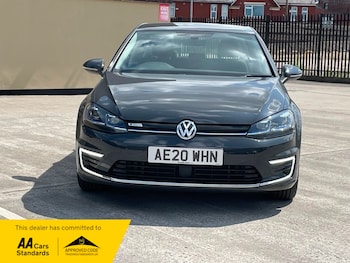 Used Volkswagen Golf 2020 for sale - 76130278: Photo