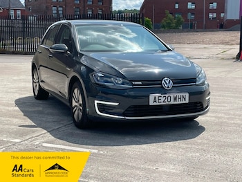 Used Volkswagen Golf 2020 for sale - 76130278: Photo