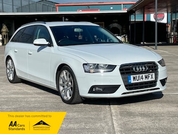 Used Audi A4 2014 for sale - 76130282: Photo