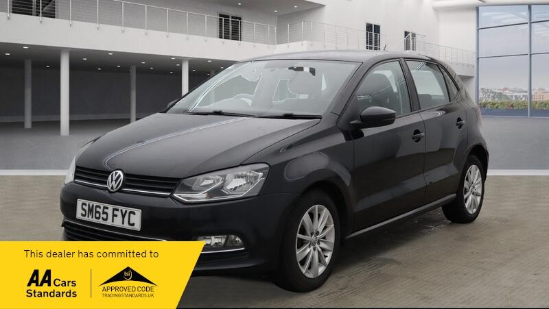 Used Volkswagen Polo 2015 for sale - 76765143: Photo 2