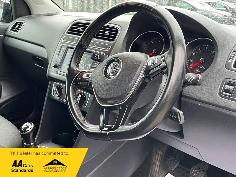 Used Volkswagen Polo 2015 for sale - 76765143: Photo 8