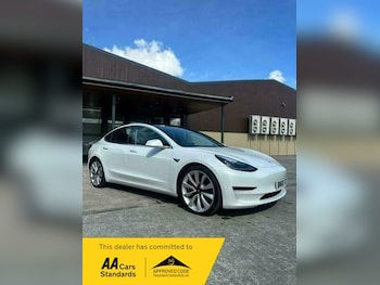 Used Tesla Model 3 2019 for sale - 76130287: Photo