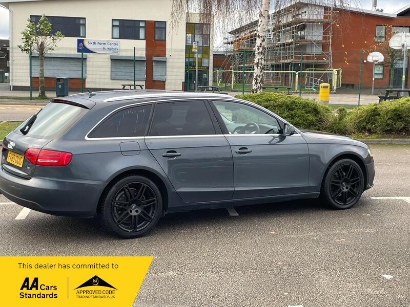 Used Audi A4 2010 for sale - 76645351: Photo 11