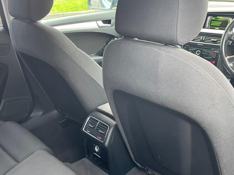 Used Audi A4 2010 for sale - 76645351: Photo 21