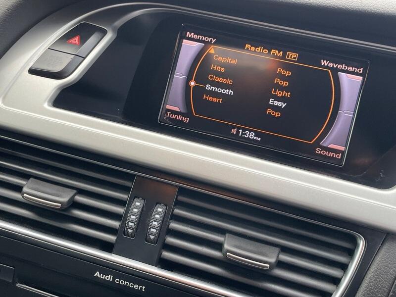 Used Audi A4 2010 for sale - 76645351: Photo 29