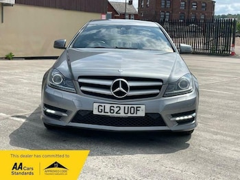 Used Mercedes-Benz C-Class 2012 for sale - 76130284: Photo