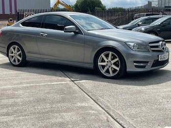 Used Mercedes-Benz C-Class 2012 for sale - 76130284: Photo