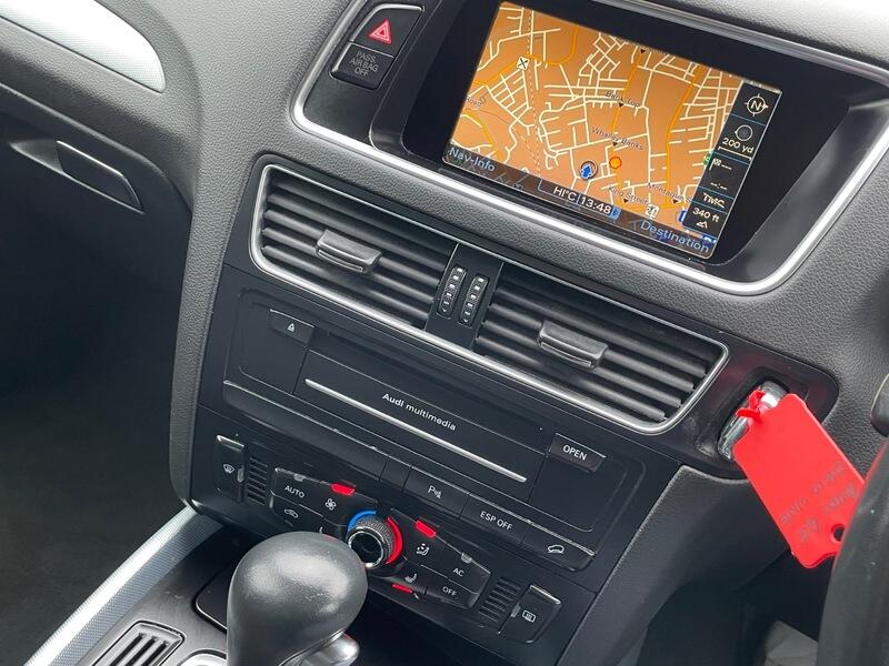 Used Audi Q5 2010 for sale - 77331054: Photo 24