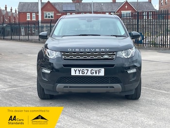 Used Land Rover Discovery Sport 2017 for sale - 76130288: Photo