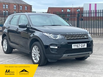 Used Land Rover Discovery Sport 2017 for sale - 76130288: Photo
