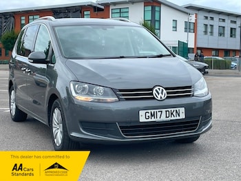 Used Volkswagen Sharan 2017 for sale - 76130279: Photo