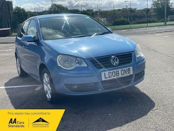 Used Volkswagen Polo 2008 for sale - 76130300: Photo