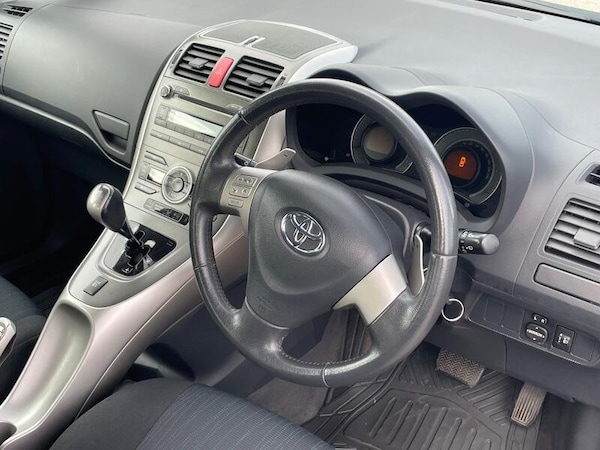 Used Toyota Auris 2009 for sale - 76151535: Photo 10