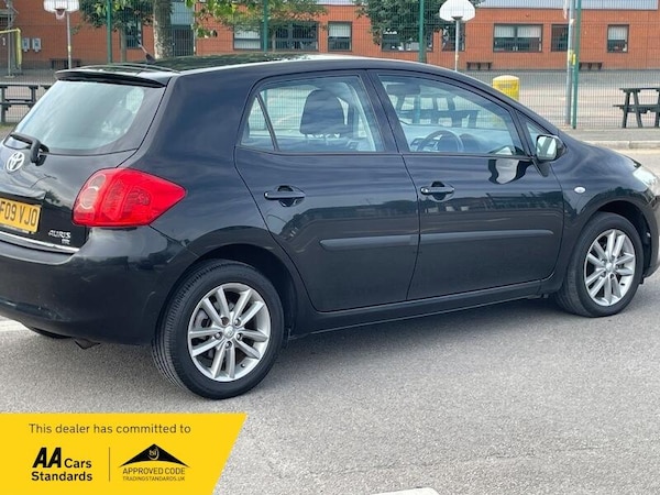 Used Toyota Auris 2009 for sale - 76151535: Photo 11