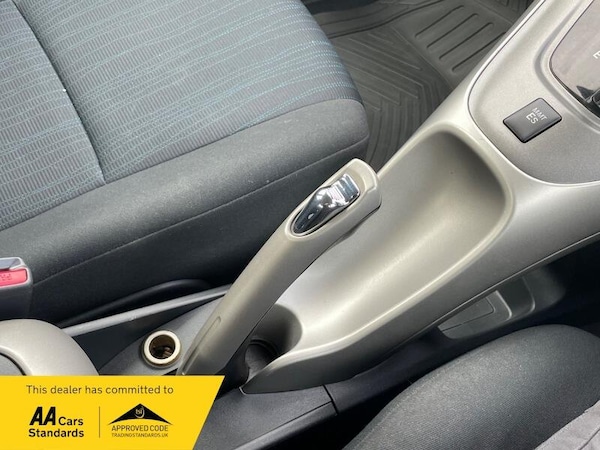 Used Toyota Auris 2009 for sale - 76151535: Photo 25