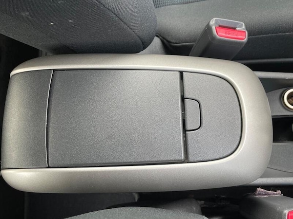 Used Toyota Auris 2009 for sale - 76151535: Photo 28