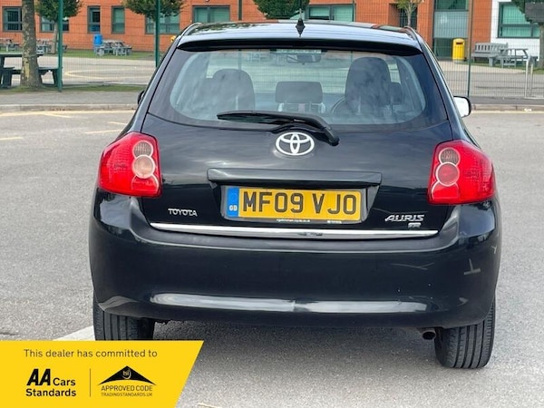 Used Toyota Auris 2009 for sale - 76151535: Photo 8