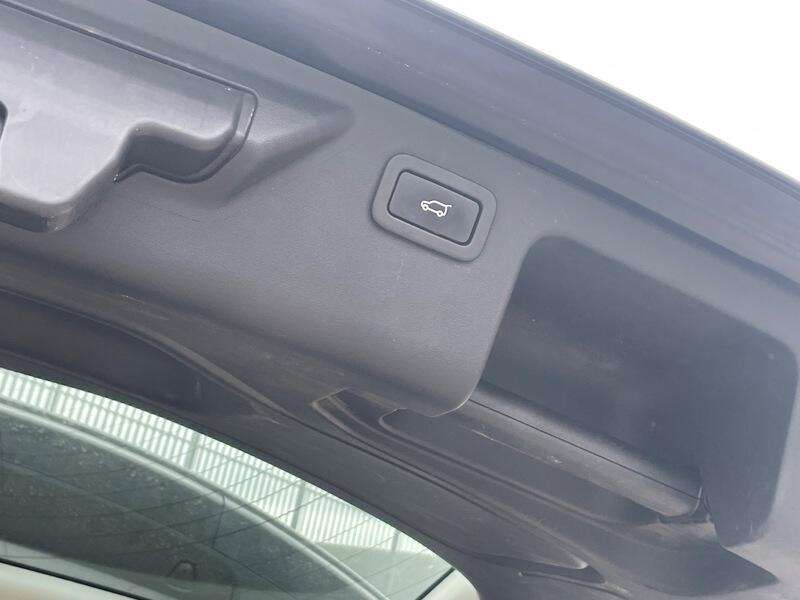 Used Land Rover Discovery Sport for sale - 76987809: Photo 27