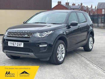 Used Land Rover Discovery Sport 2017 for sale - 76987809: Photo