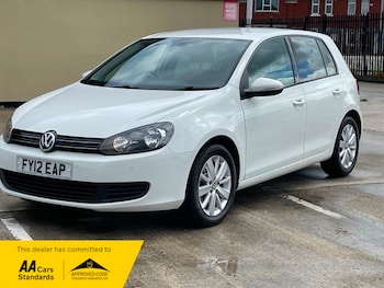 Used Volkswagen Golf 2012 for sale - 76130296: Photo