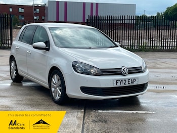 Used Volkswagen Golf 2012 for sale - 76130296: Photo