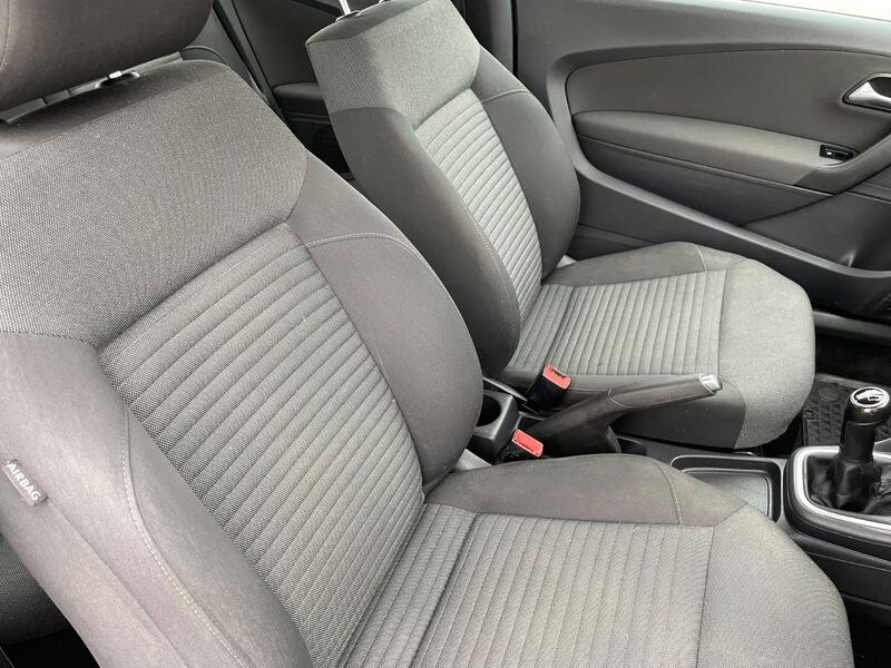 Used Volkswagen Polo 2011 for sale - 76645644: Photo 16