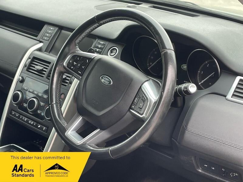 Used Land Rover Discovery Sport 2017 for sale - 76151892: Photo 17