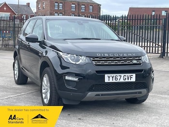 Used Land Rover Discovery Sport 2017 for sale - 76151892: Photo
