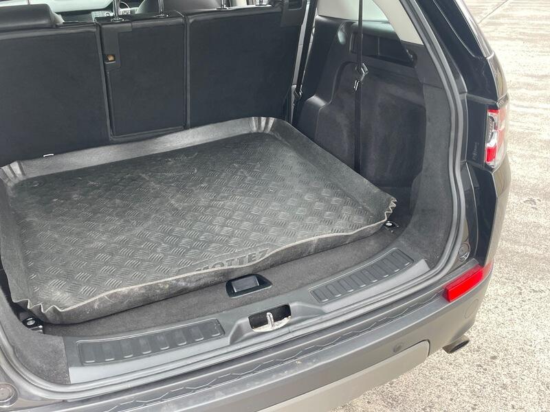 Used Land Rover Discovery Sport 2017 for sale - 76151892: Photo 28