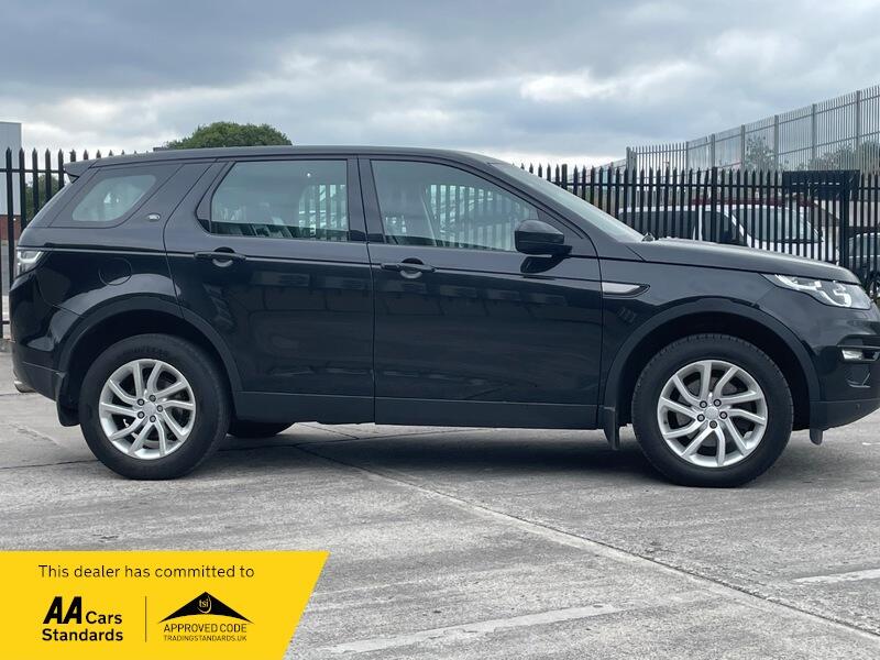 Used Land Rover Discovery Sport 2017 for sale - 76151892: Photo 7