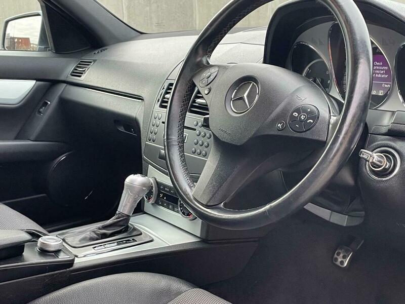 Used Mercedes-Benz C Class 2010 for sale - 76671327: Photo 14