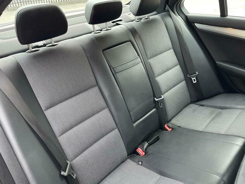 Used Mercedes-Benz C Class 2010 for sale - 76671327: Photo 18