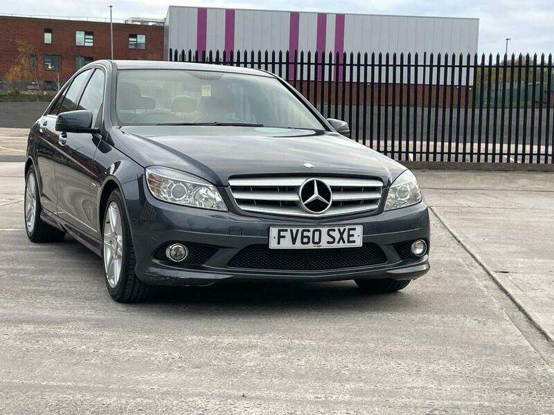 Used Mercedes-Benz C Class 2010 for sale - 76671327: Photo 2