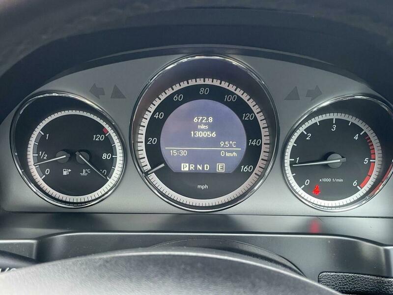 Used Mercedes-Benz C Class 2010 for sale - 76671327: Photo 29