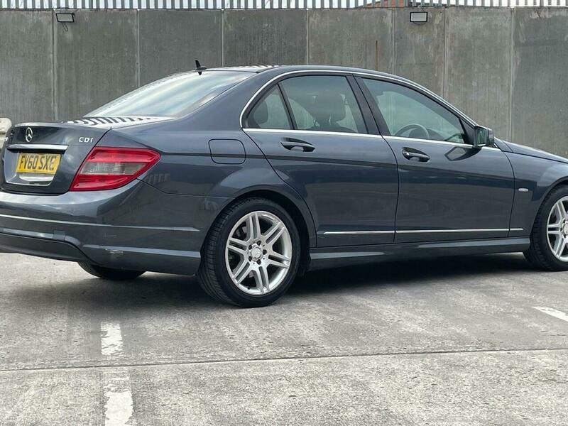 Used Mercedes-Benz C Class 2010 for sale - 76671327: Photo 4
