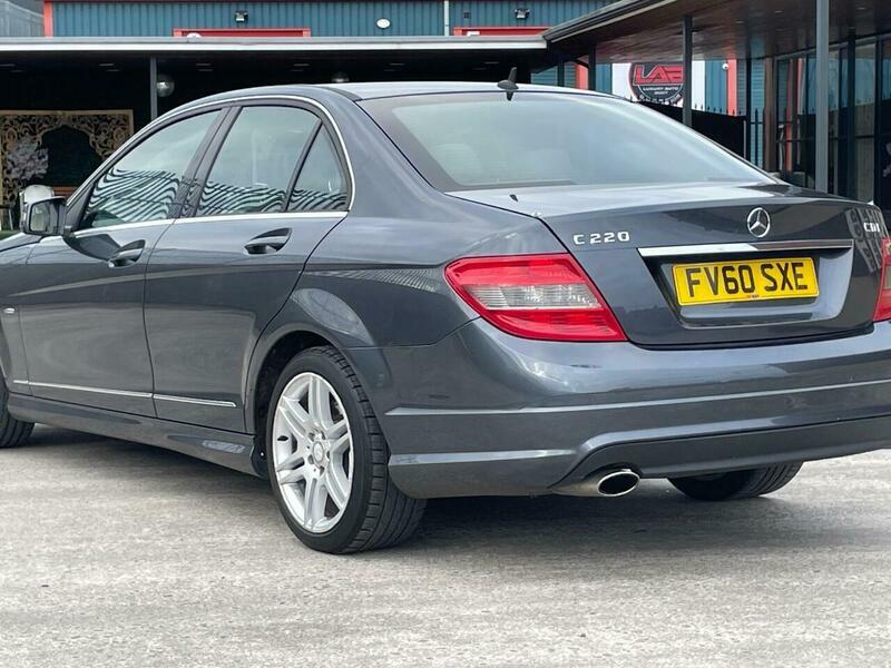 Used Mercedes-Benz C Class 2010 for sale - 76671327: Photo 9