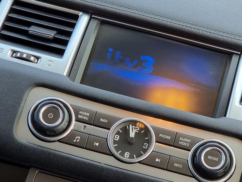 Used Land Rover Range Rover Sport 2011 for sale - 76151877: Photo 23