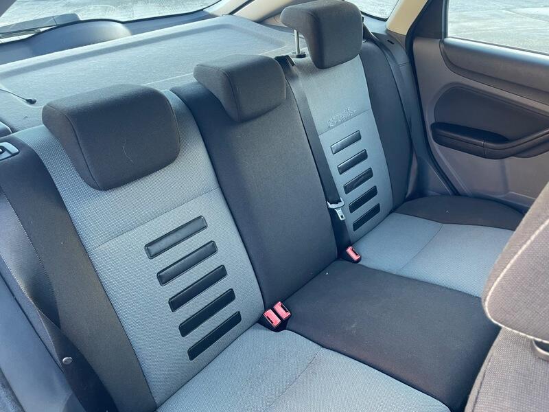Used Ford Focus 2009 for sale - 76989271: Photo 11