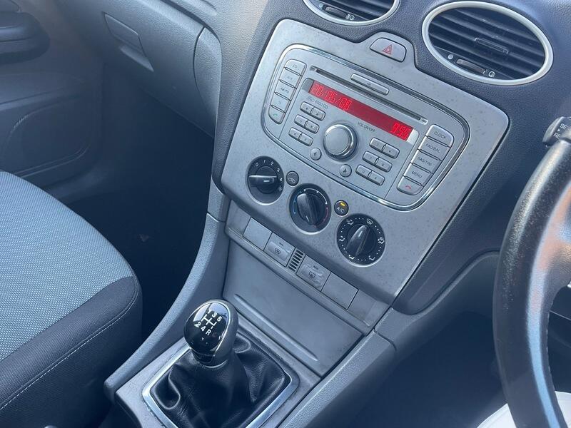 Used Ford Focus 2009 for sale - 76989271: Photo 14