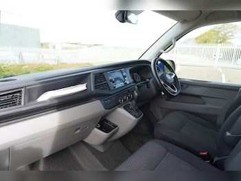 Used Volkswagen Transporter 2024 for sale - 79180095: Photo
