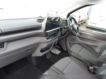 Used Volkswagen Transporter Shuttle 2026 for sale - 79360477: Photo