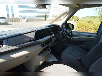 Used Volkswagen Multivan 2025 for sale - 79483576: Photo