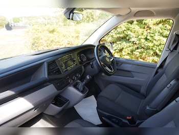 Used Volkswagen Transporter 2024 for sale - 79360473: Photo