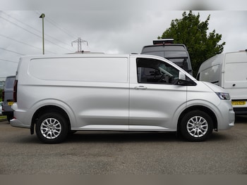 Used Volkswagen Transporter 2025 for sale - 78903802: Photo