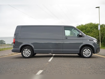 Used Volkswagen Transporter 2024 for sale - 78772147: Photo