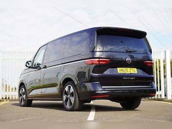 Used Volkswagen Multivan 2025 for sale - 78903860: Photo
