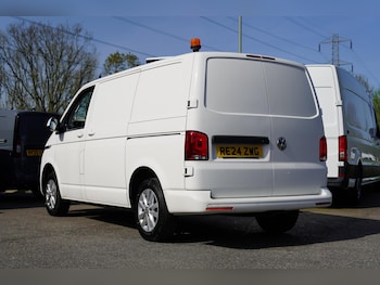 Used Volkswagen Transporter 2024 for sale - 78347667: Photo