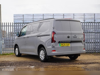 Used Volkswagen Transporter 2025 for sale - 78348021: Photo