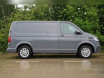 Used Volkswagen Transporter 2024 for sale - 78903809: Photo