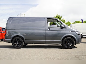 Used Volkswagen Transporter 2024 for sale - 78662605: Photo